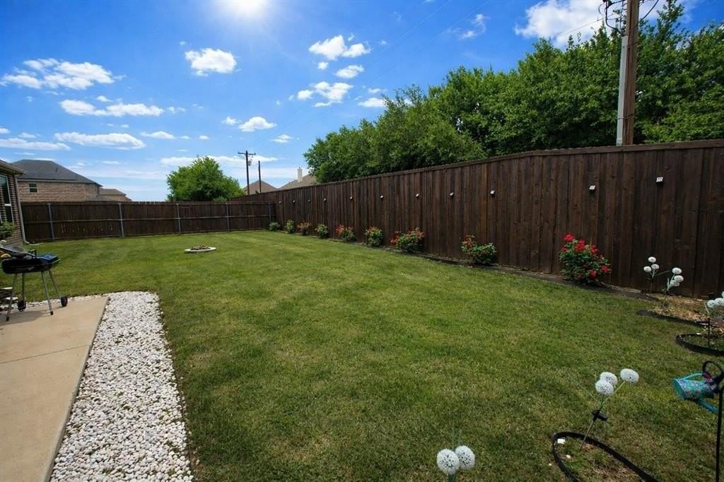 1901 Oakston Dr - Photo 3 of 3