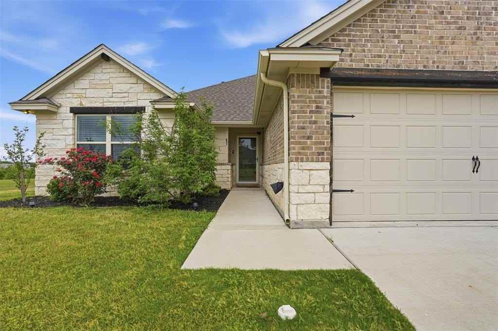 11716 Baycat Ct - Photo 4 of 30