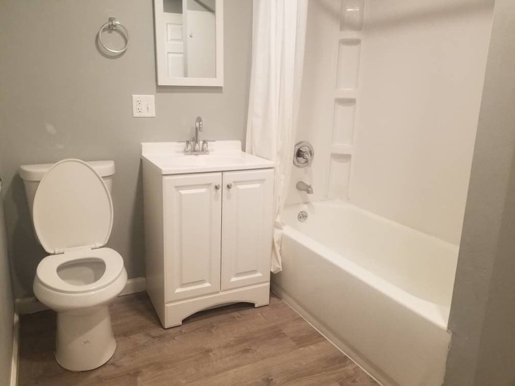 345 6th St #302 - Photo 7 of 7