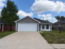 737 N Oak St - Photo 1 of 1