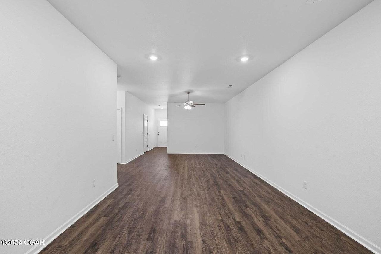 609 Short Leaf Ln - Photo 5 of 19