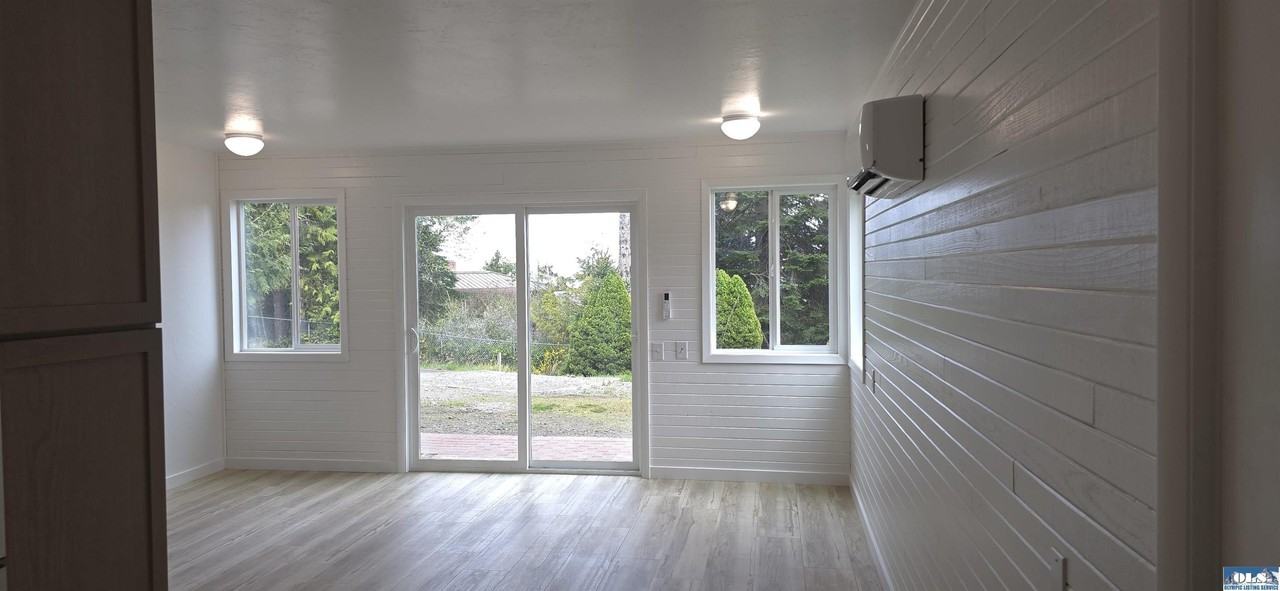 251 Spring View Pl - Photo 7 of 23