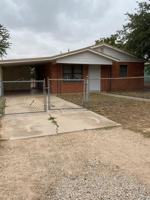 featured image of 816 W 7th St