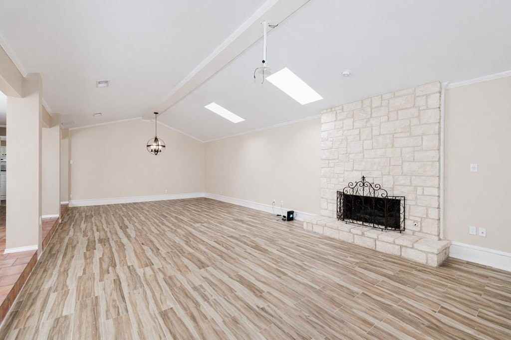 3306 Haynes Ave - Photo 5 of 39