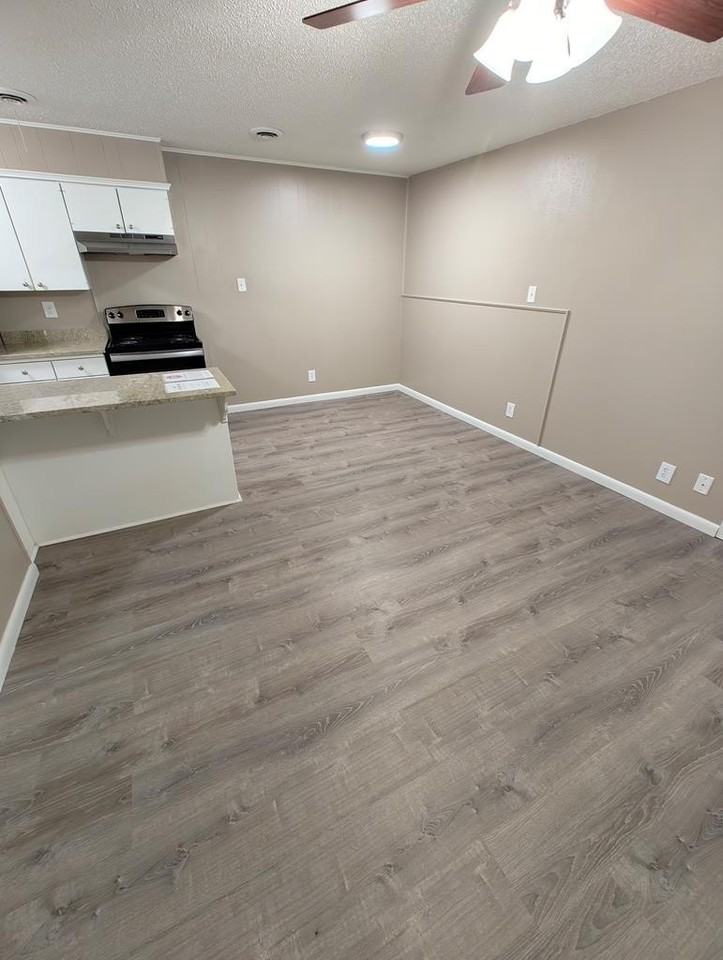3310 Bedford Ave #B11 - Photo 5 of 16