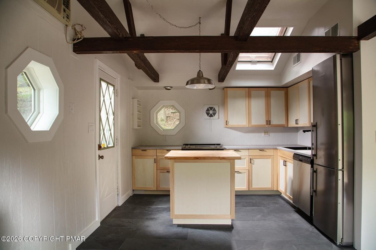 5132 Wigwam Run S - Photo 4 of 14