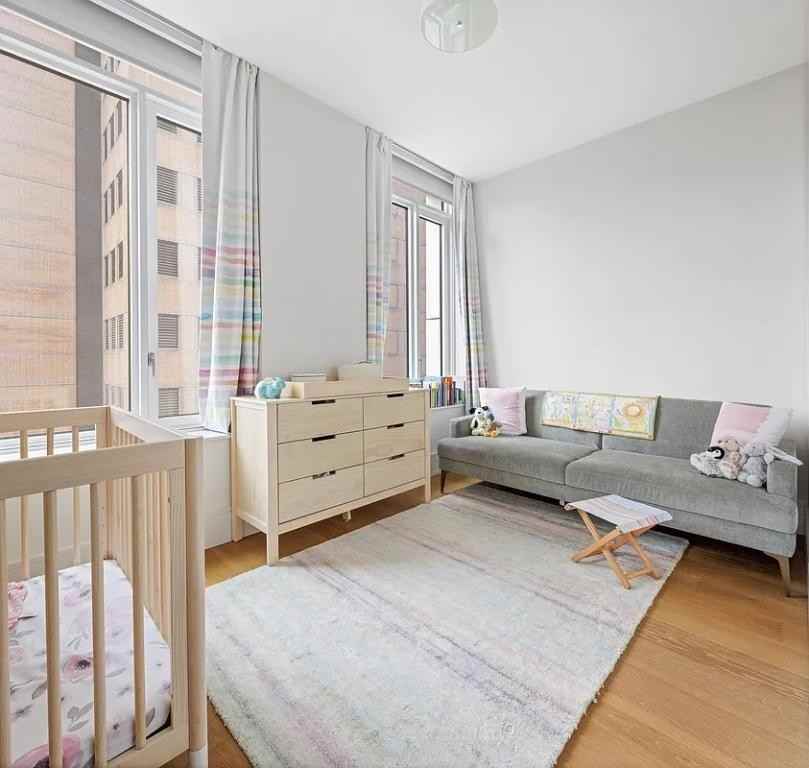 1 Clinton St - Photo 6 of 9