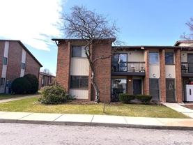 33537 Pondview Cir - Photo 1 of 1