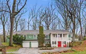 6103 Park Lake Rd - Photo 1 of 1