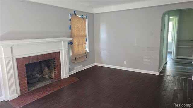 11837 Roxbury St - Photo 2 of 7