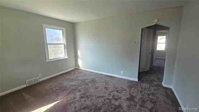 19587 Waltham St - Photo 2 of 9