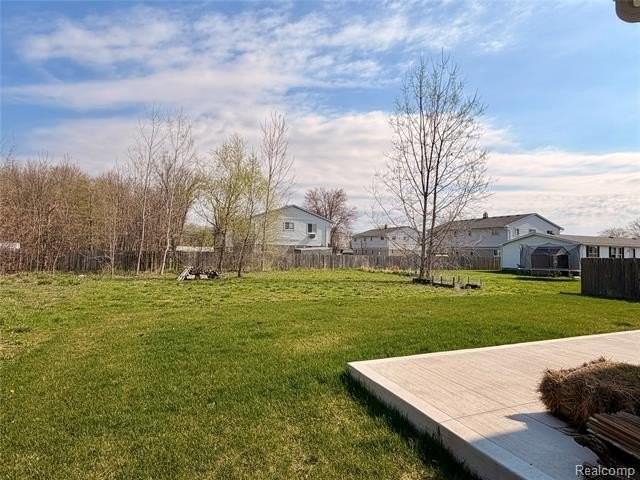 28855 Anchor Dr - Photo 3 of 27