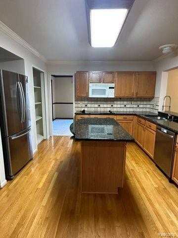 4038 Worthington Dr - Photo 5 of 30