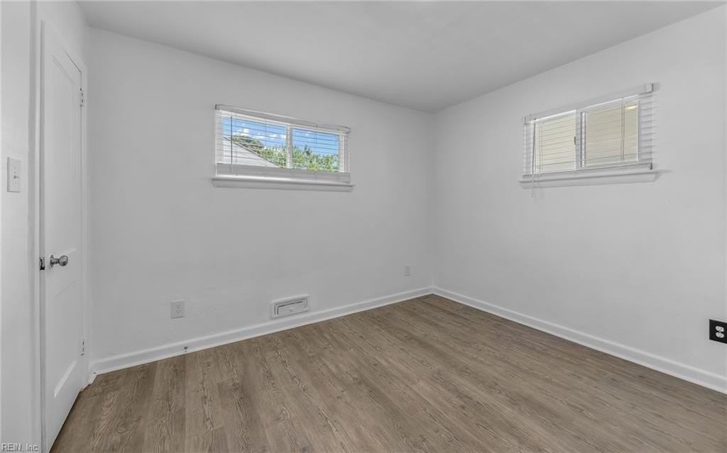 8308 Nathan Ave - Photo 6 of 20