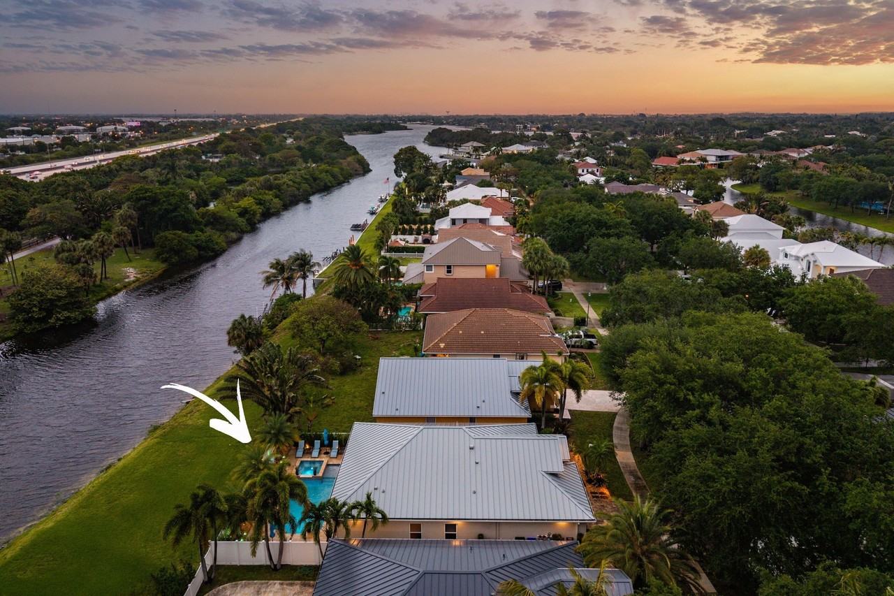 494 Enfield Ct - Photo 6 of 50