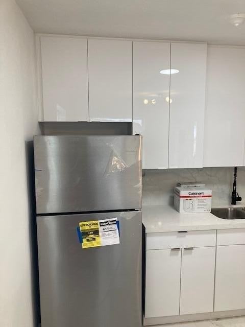 341 Sw 15th St - Photo 7 of 10