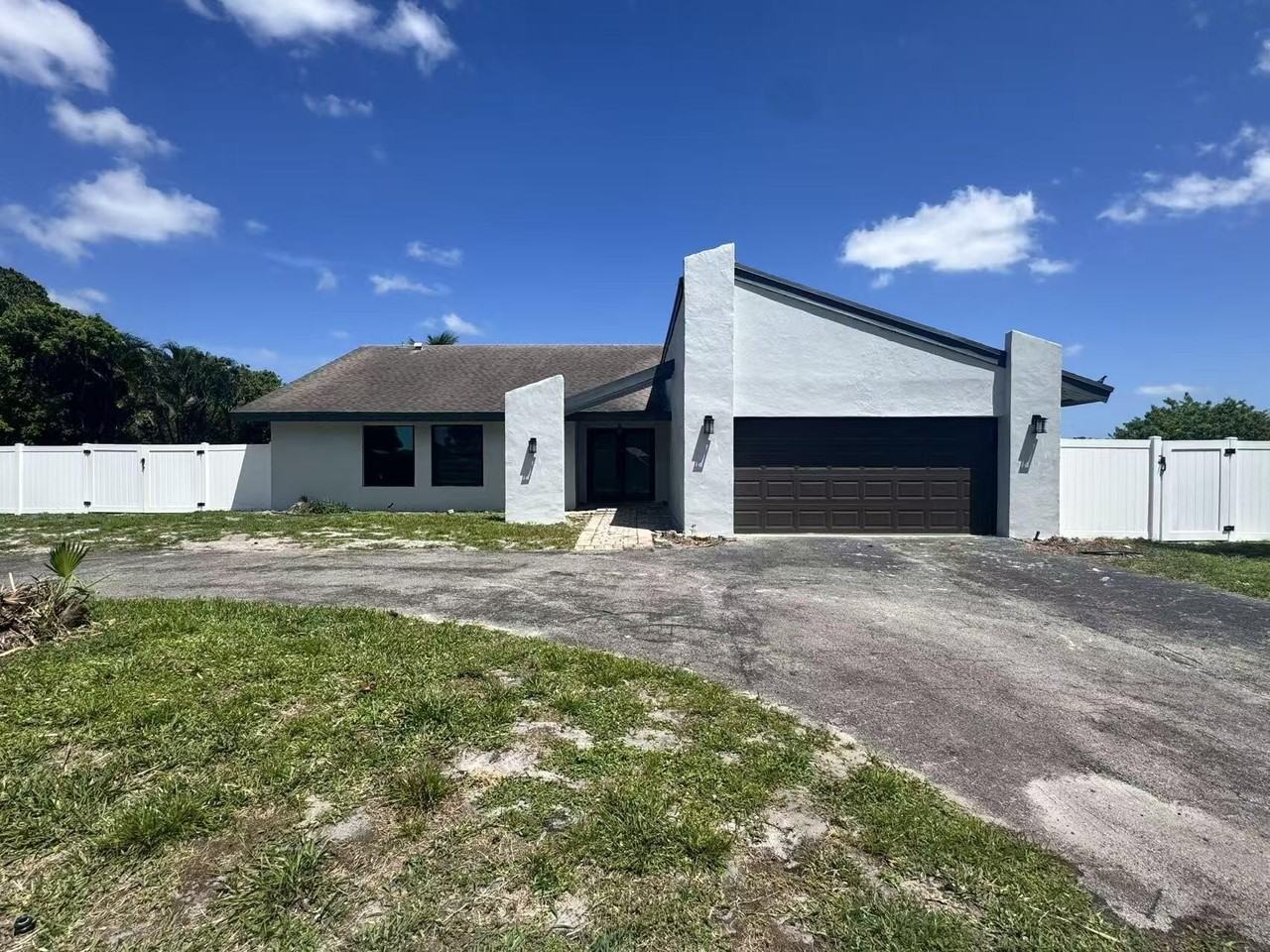 1600 Sw 72nd Ave
