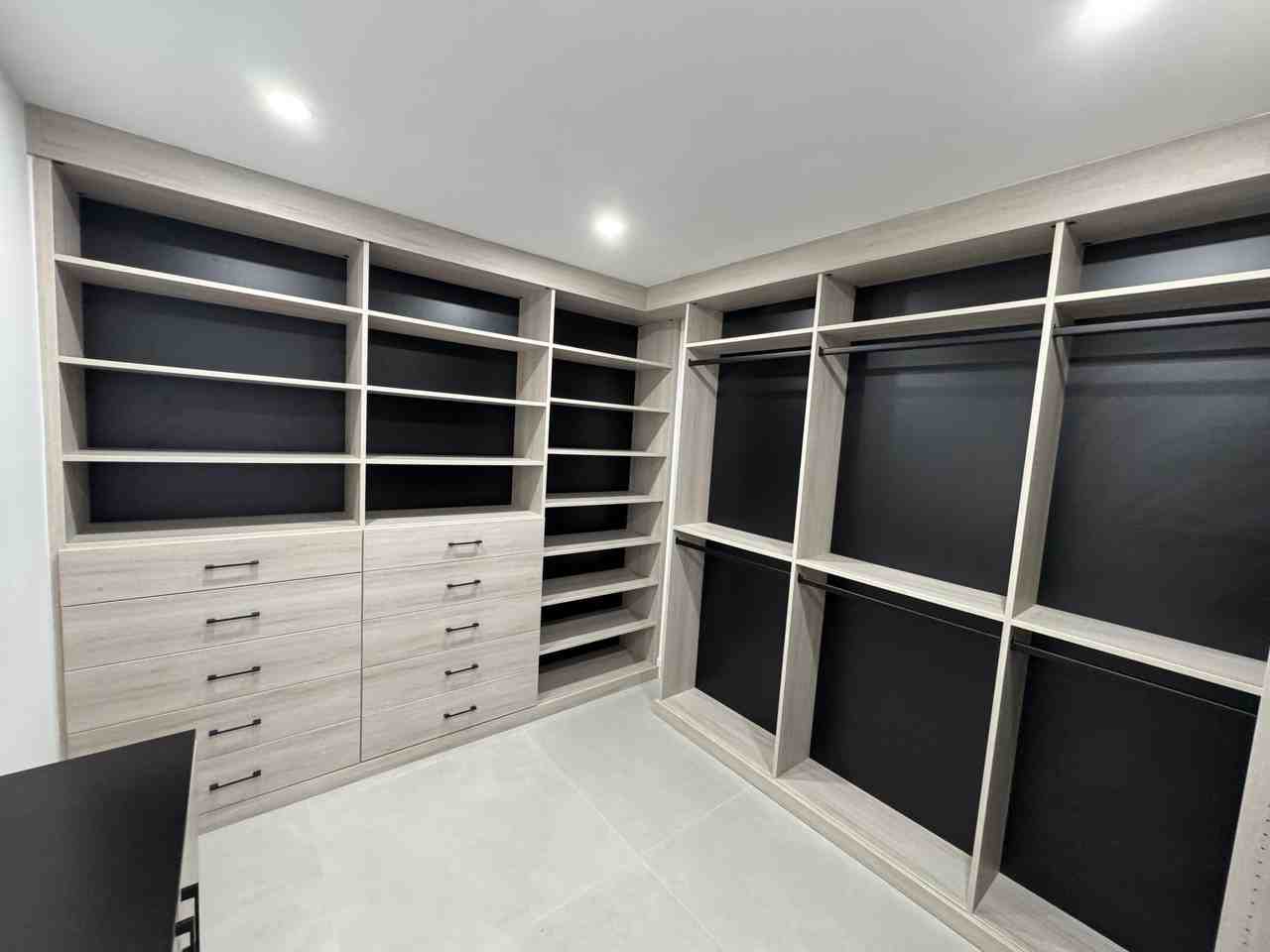 1133 Sw 11th St - Photo 4 of 5