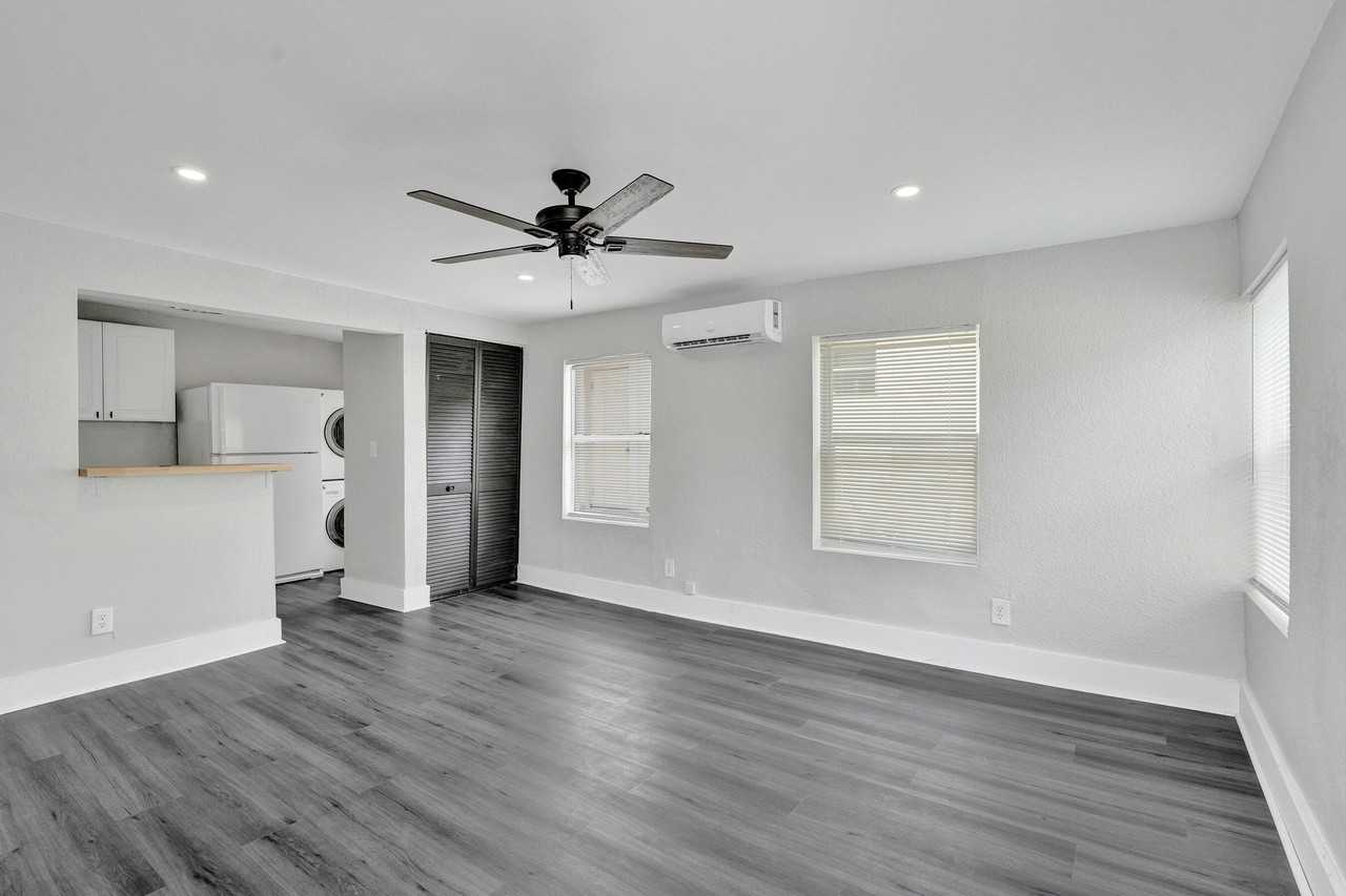 234 Ne 14th Ave #2