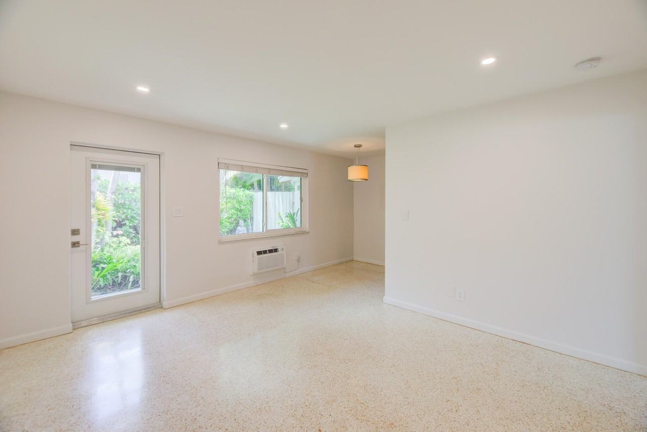 1635 Ne 5th Ct #C - Photo 5 of 25