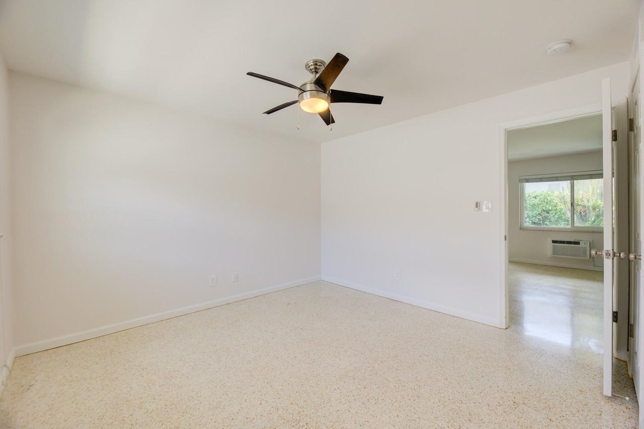 1635 Ne 5th Ct #C - Photo 7 of 25