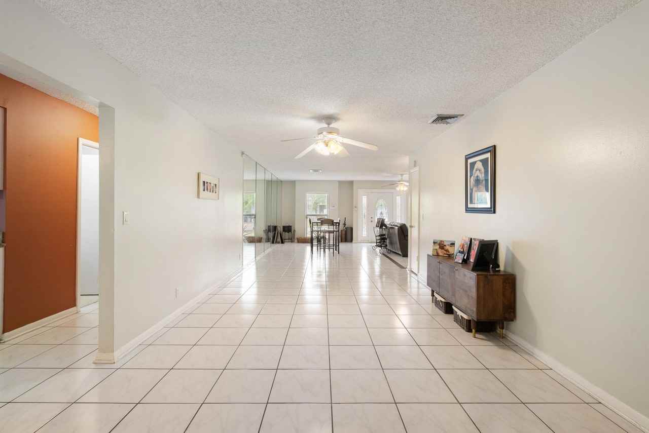 306 18th Ave N - Photo 7 of 29