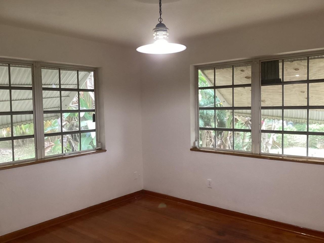 24700 Sw 129th Ave - Photo 4 of 10