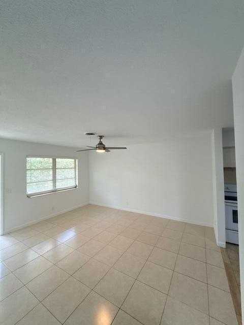 4211 Ne 13th Ave - Photo 4 of 12