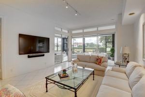 featured image of 5801 Nw 24th Ave #1001