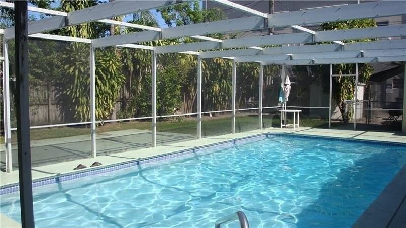 1201 S 19th Ave #2 - Photo 4 of 5