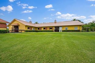 11861 Hawk Holw - Photo 1 of 1