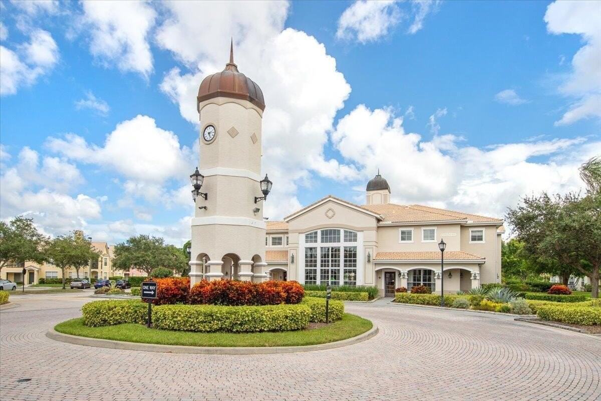 158 Sw Peacock Blvd #30105 - Photo 2 of 39