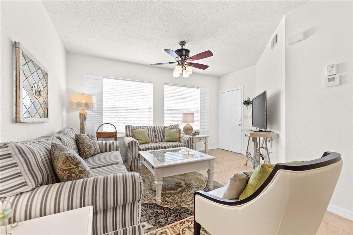 158 Sw Peacock Blvd #30105 - Photo 3 of 39