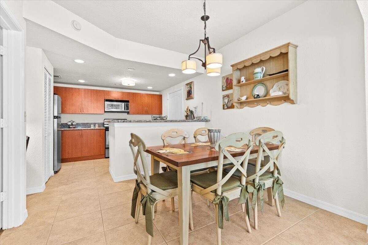 158 Sw Peacock Blvd #30105 - Photo 4 of 39