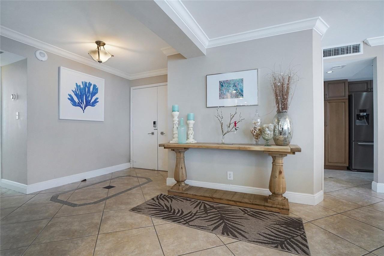 4280 Galt Ocean Dr #11J - Photo 6 of 50