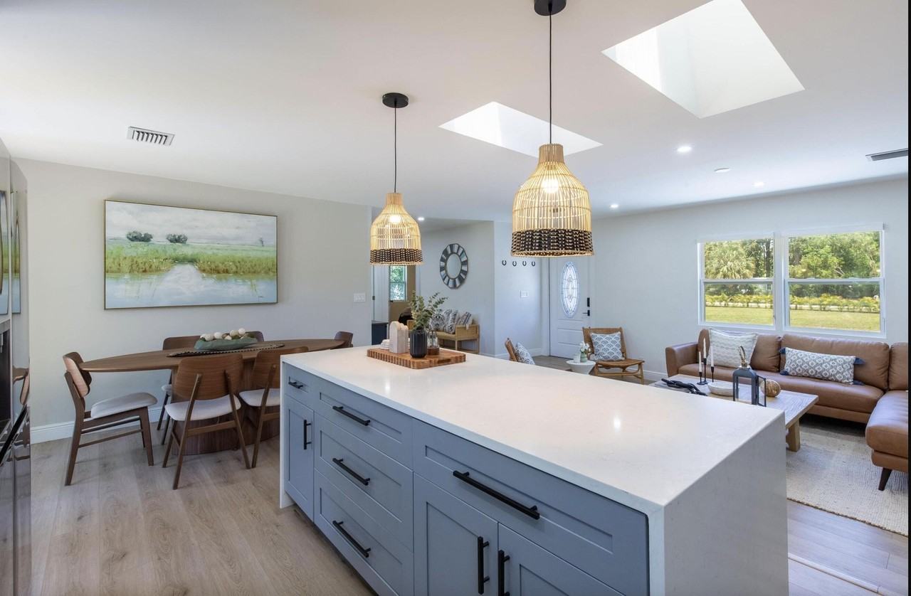 16932 W Aintree Dr - Photo 6 of 27