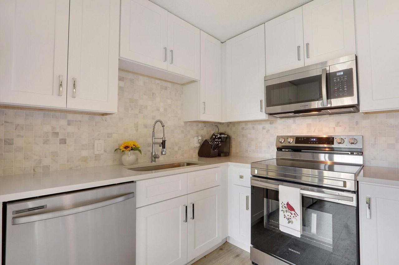 1614 16th Ln - Photo 6 of 27