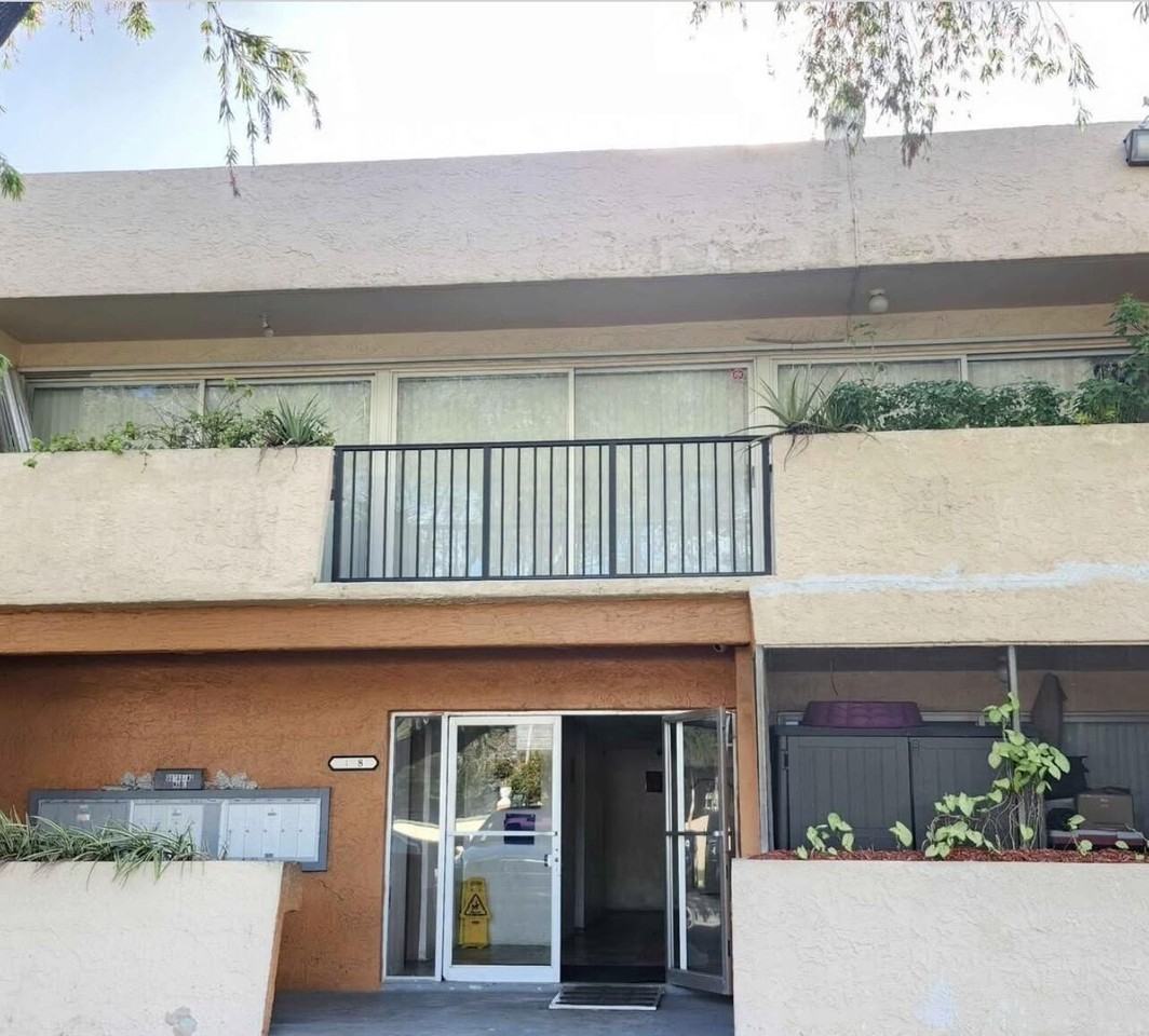 488 Ne 18th Ave #208