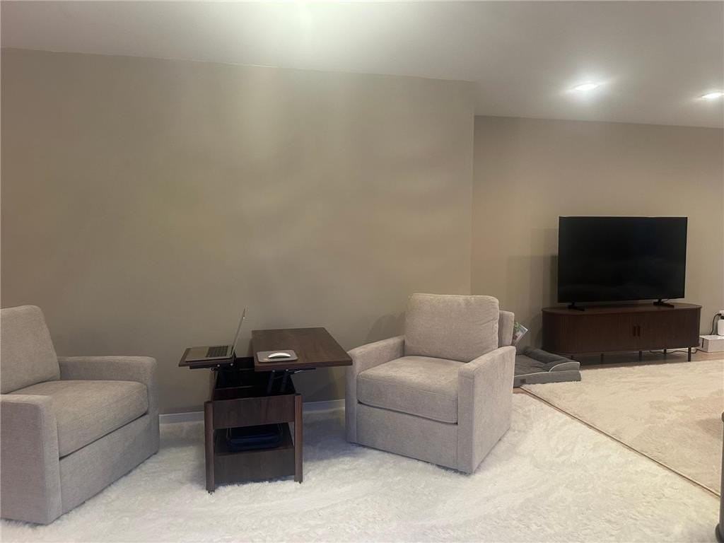 16634 Imperial Ct - Photo 5 of 7