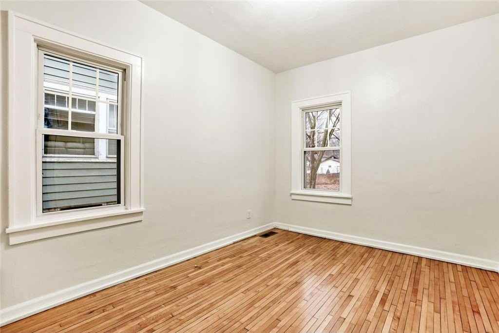 3407 Oliver Ave Avenue N - Photo 5 of 19