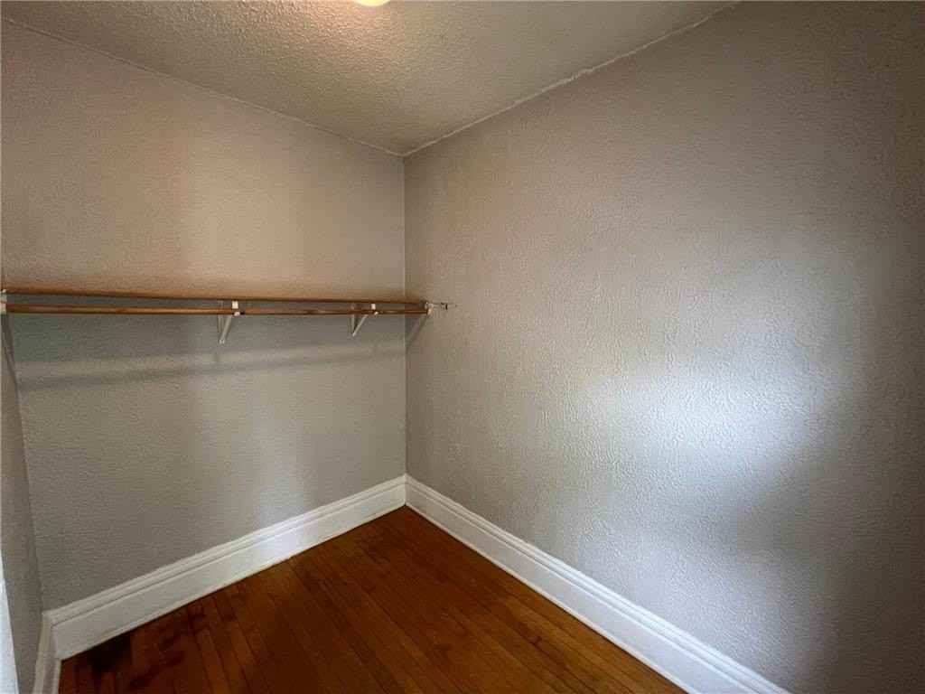 691 Conway St - Photo 4 of 13