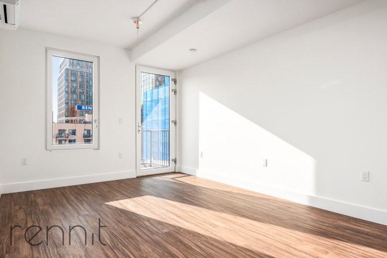 2625 3rd St #3G - Photo 4 of 8