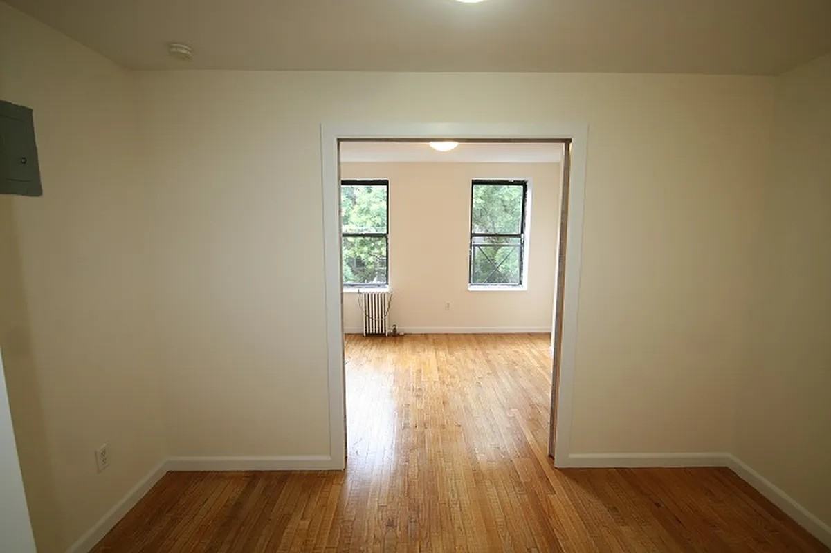 515 E 5th St #4A - Photo 5 of 7