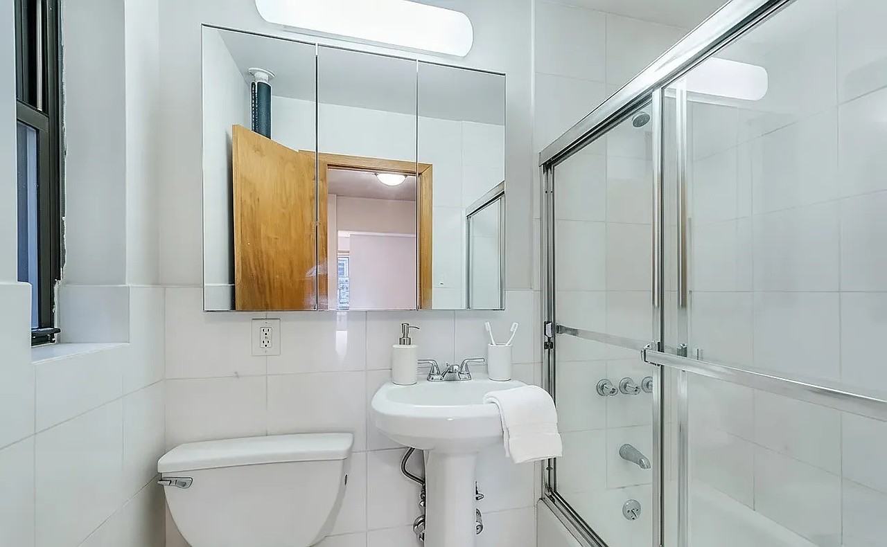 215 E 84th St #5A - Photo 4 of 4