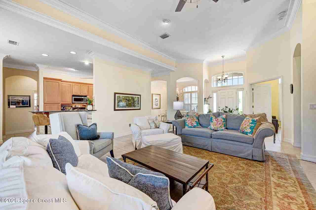 5327 Solway Dr - Photo 5 of 50