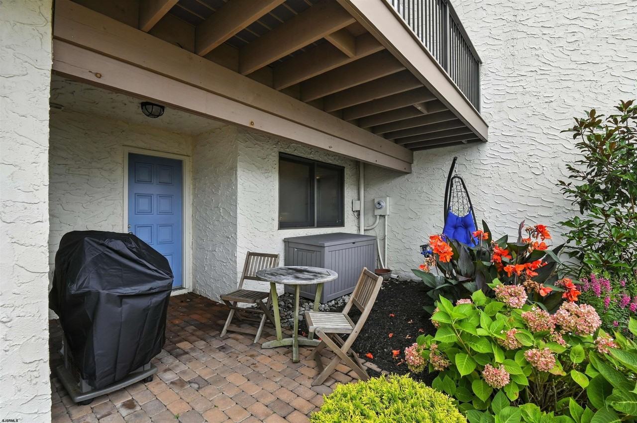 1503 Atlantic Ave - Photo 6 of 32