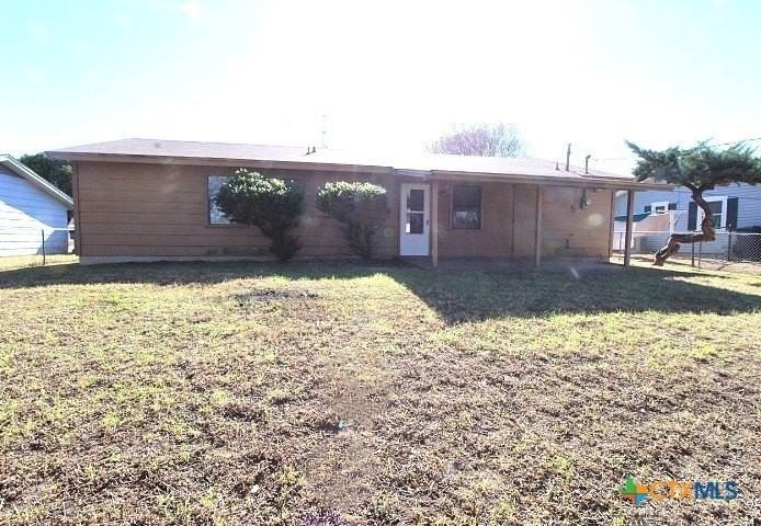 803 Michelle Dr - Photo 5 of 8