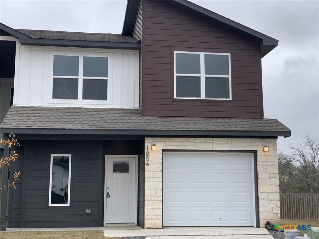 1854 Royal Loop - Photo 2 of 26