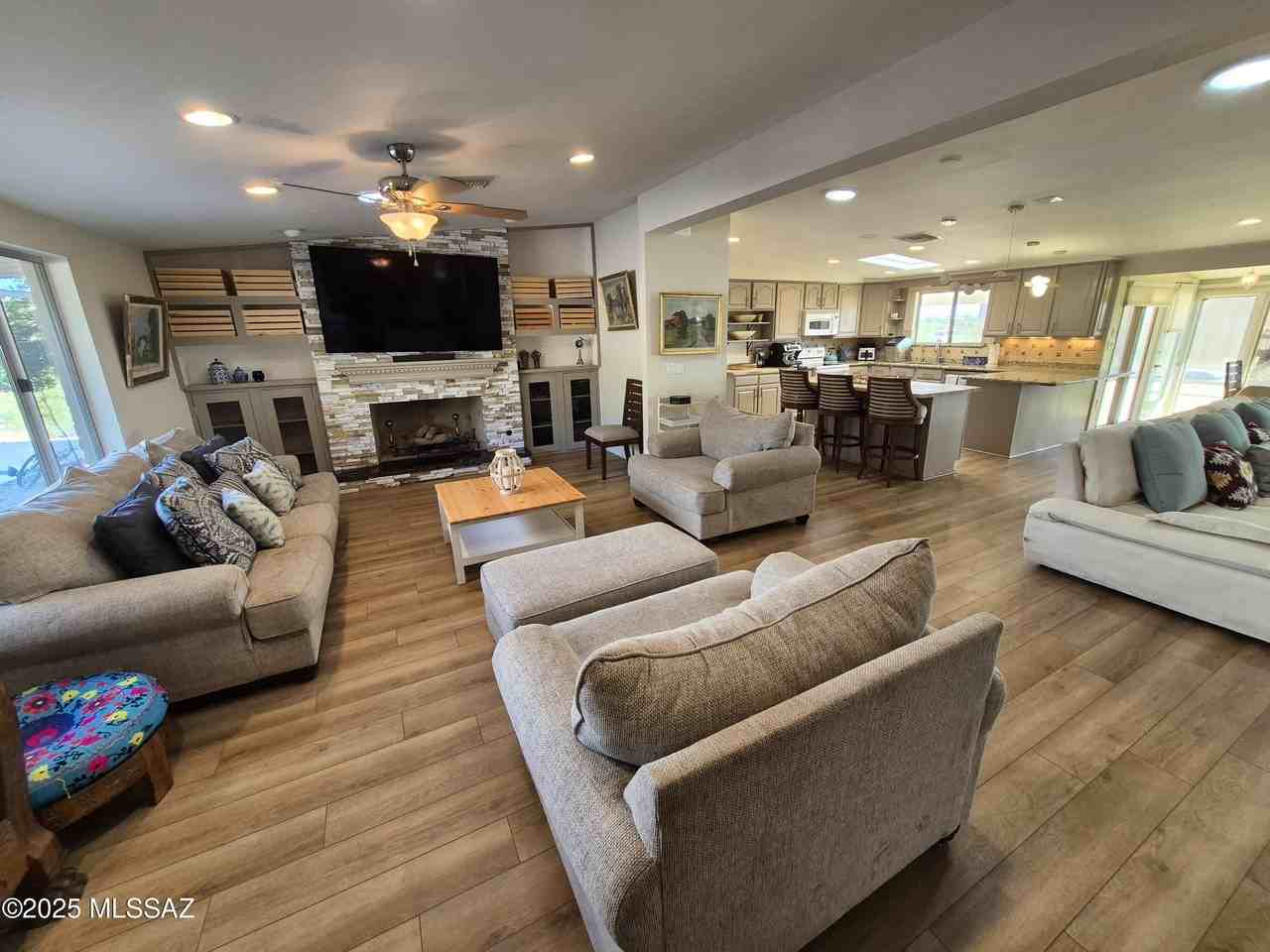 5665 E Camino Del Celador - Photo 6 of 44