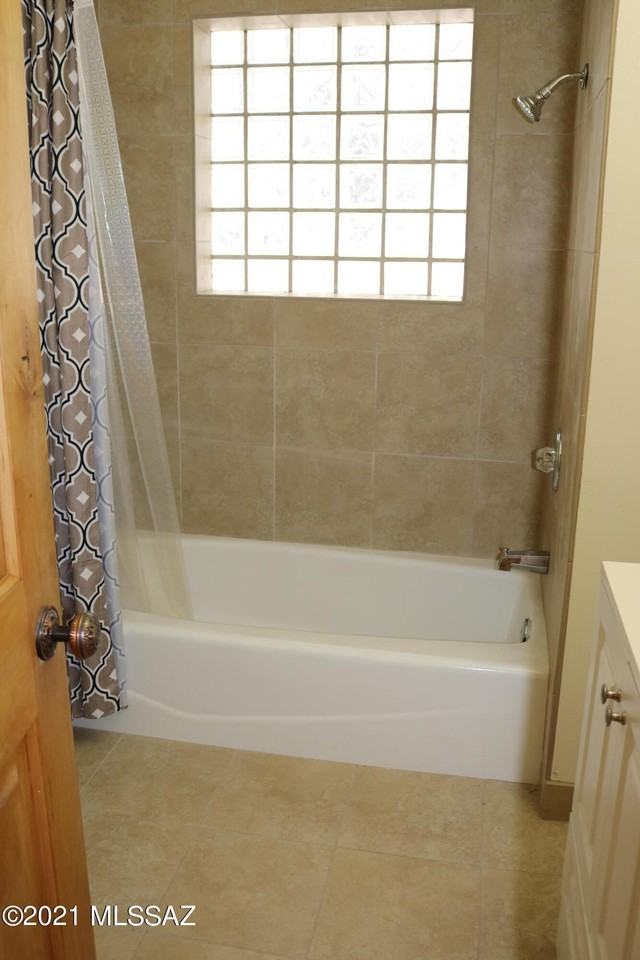 1202 N Tucson Blvd - Photo 7 of 10